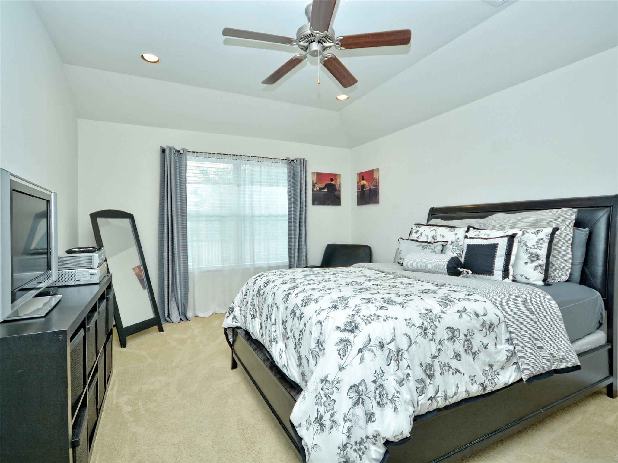 219 Valley Oaks Loop, Georgetown, TX 78626