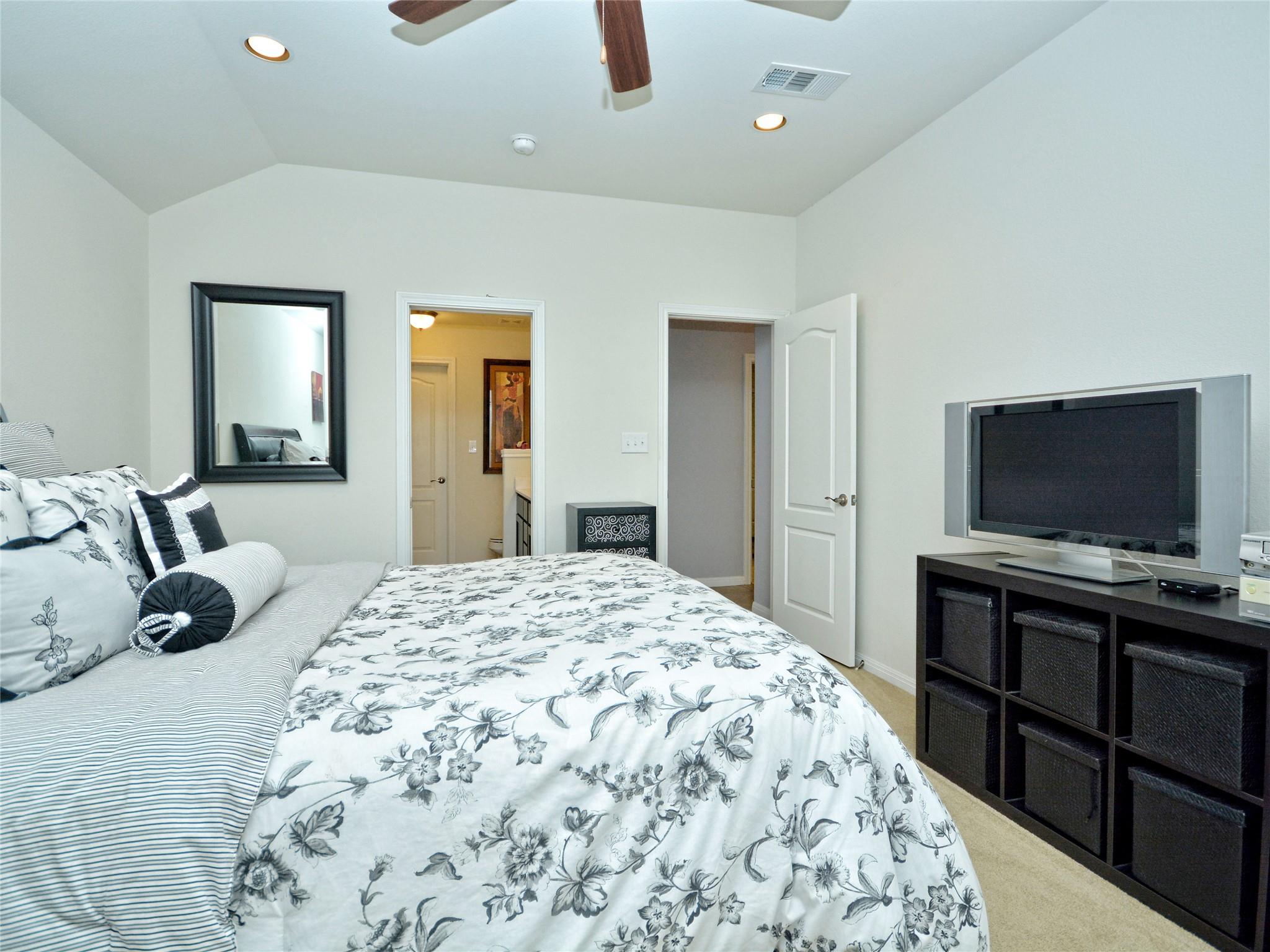 219 Valley Oaks Loop, Georgetown, TX 78626