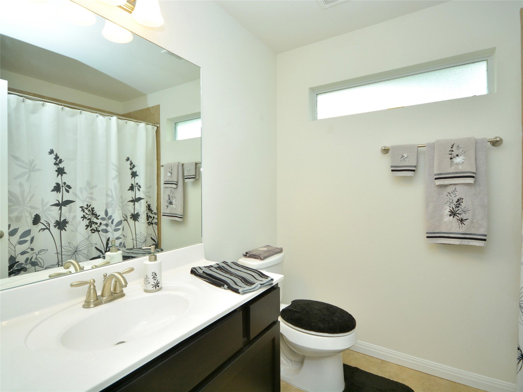 219 Valley Oaks Loop, Georgetown, TX 78626