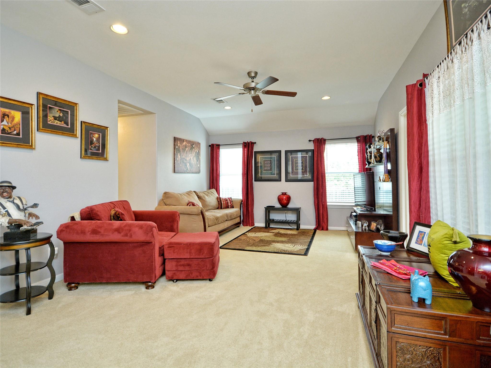 219 Valley Oaks Loop, Georgetown, TX 78626