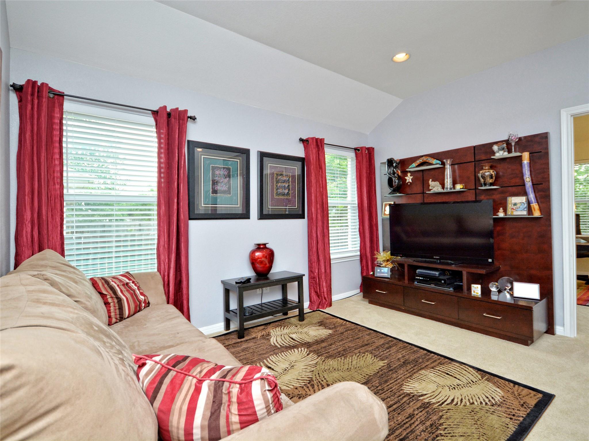 219 Valley Oaks Loop, Georgetown, TX 78626