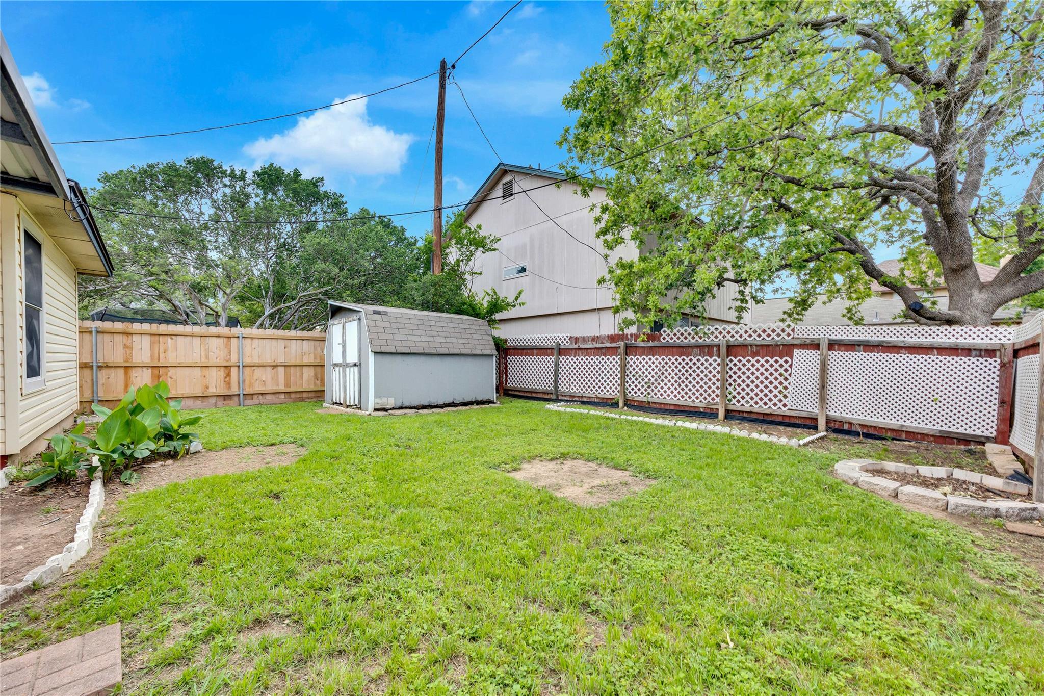 1625 Sylvia Ct, Round Rock, TX 78681