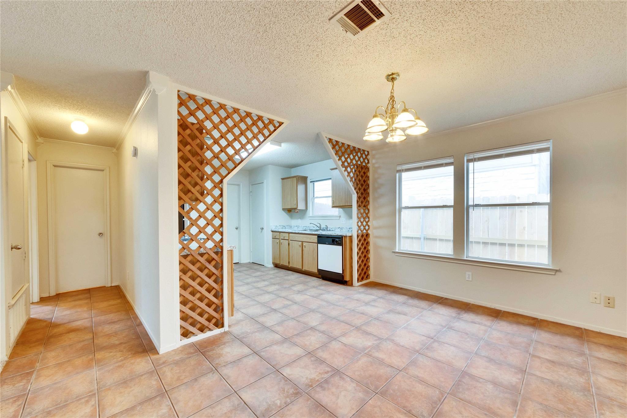 1625 Sylvia Ct, Round Rock, TX 78681