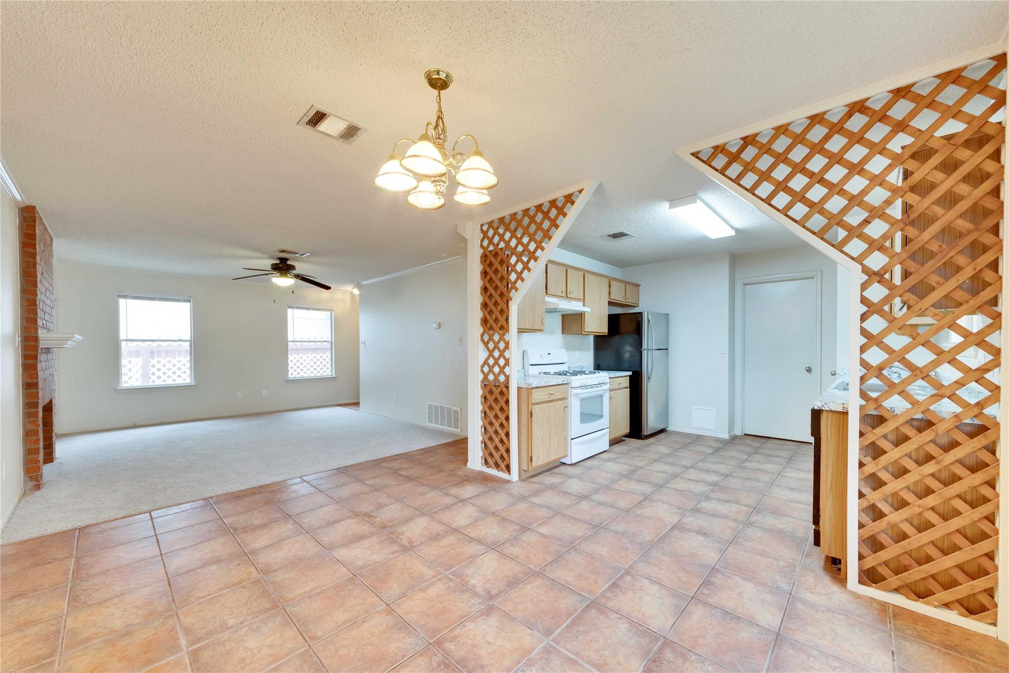 1625 Sylvia Ct, Round Rock, TX 78681