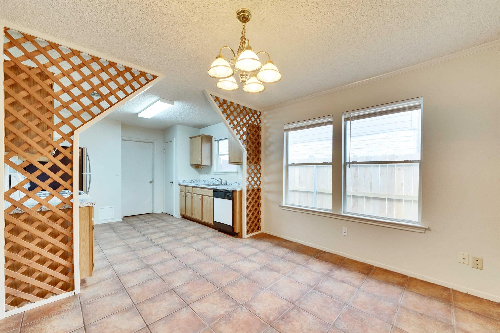 1625 Sylvia Ct, Round Rock, TX 78681