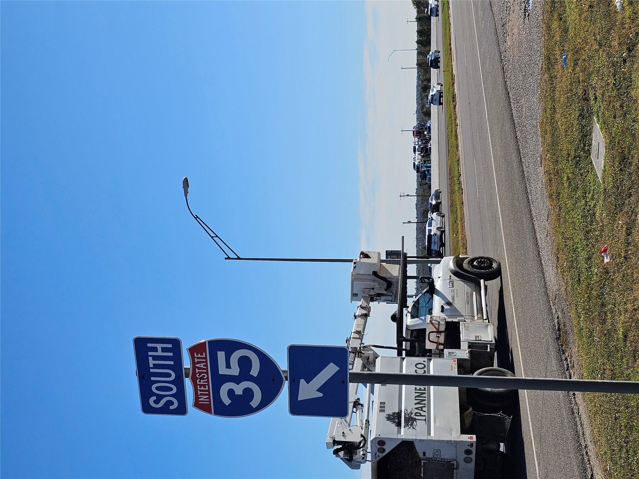 13615 N Interstate 35 Highway, Jarrell, TX 76537