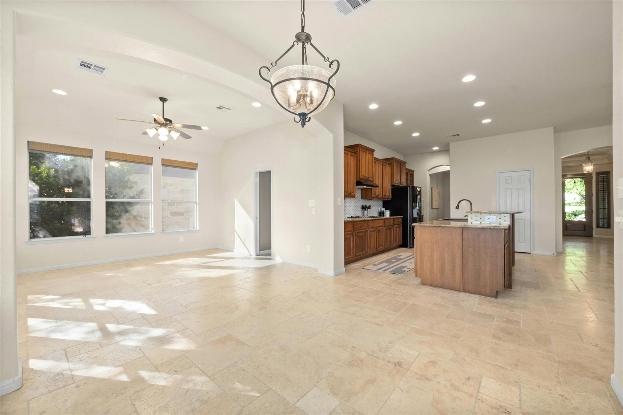 240 Bolton Dr, Austin, TX 78737