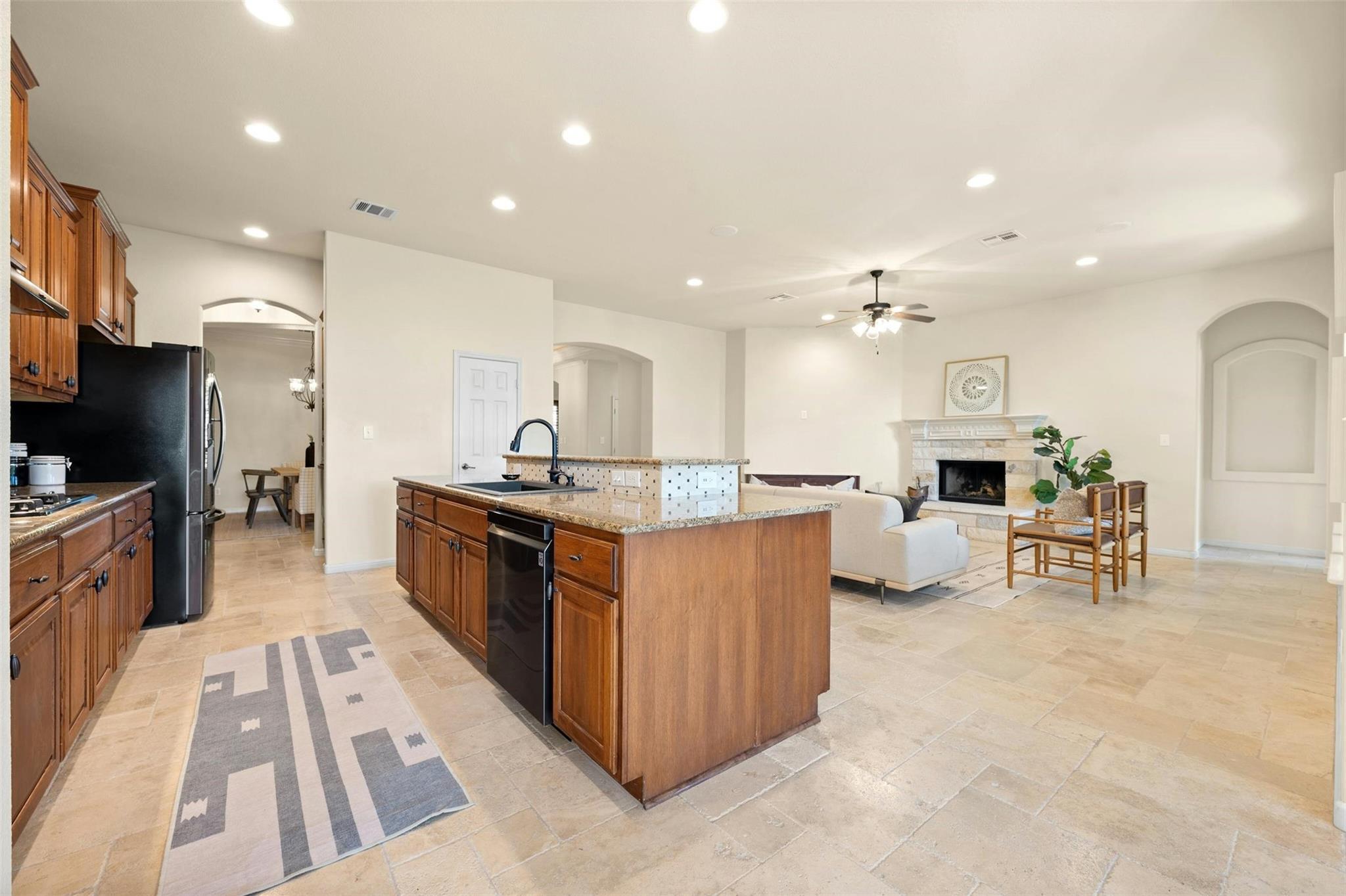 240 Bolton Dr, Austin, TX 78737