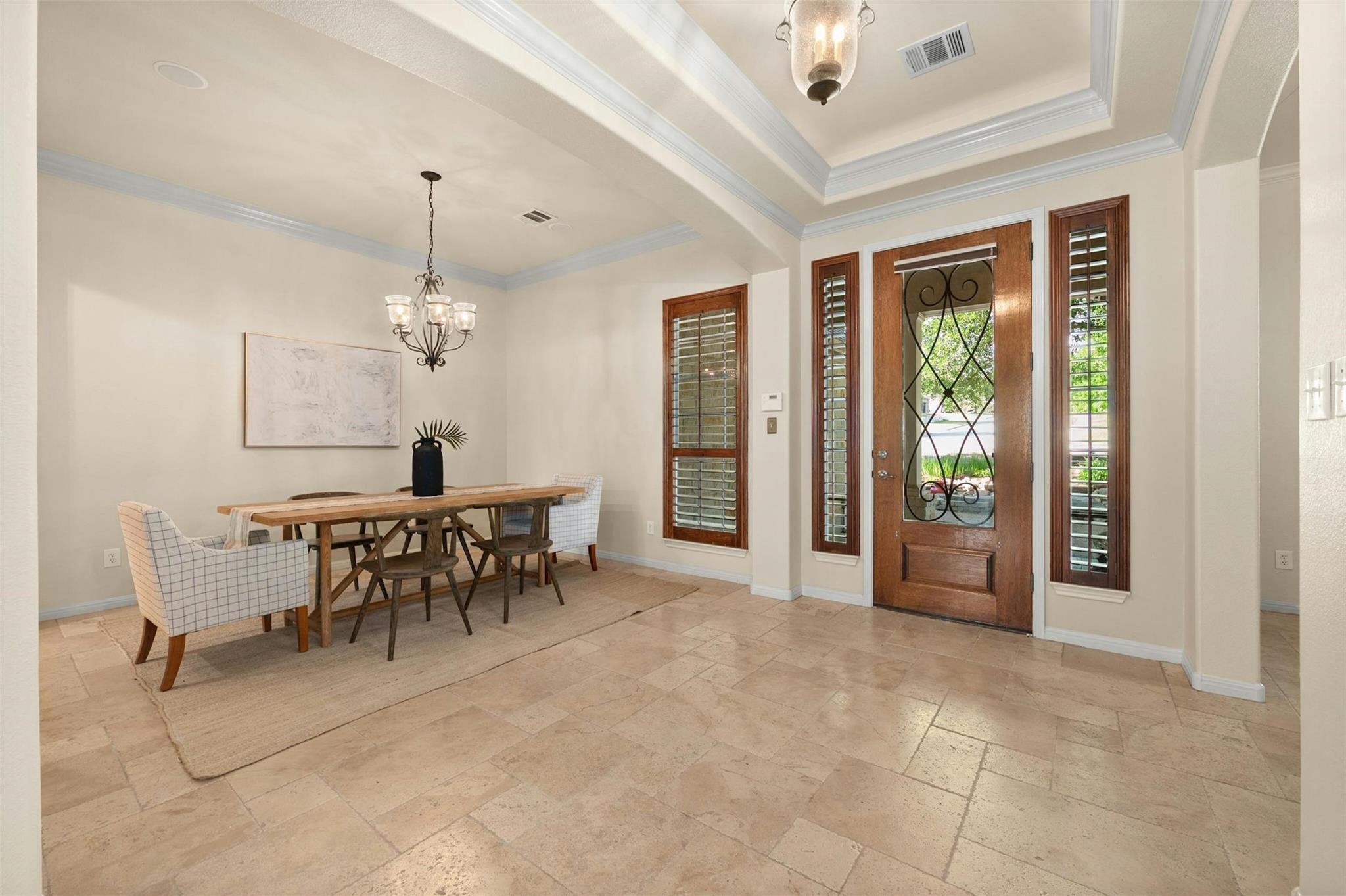 240 Bolton Dr, Austin, TX 78737