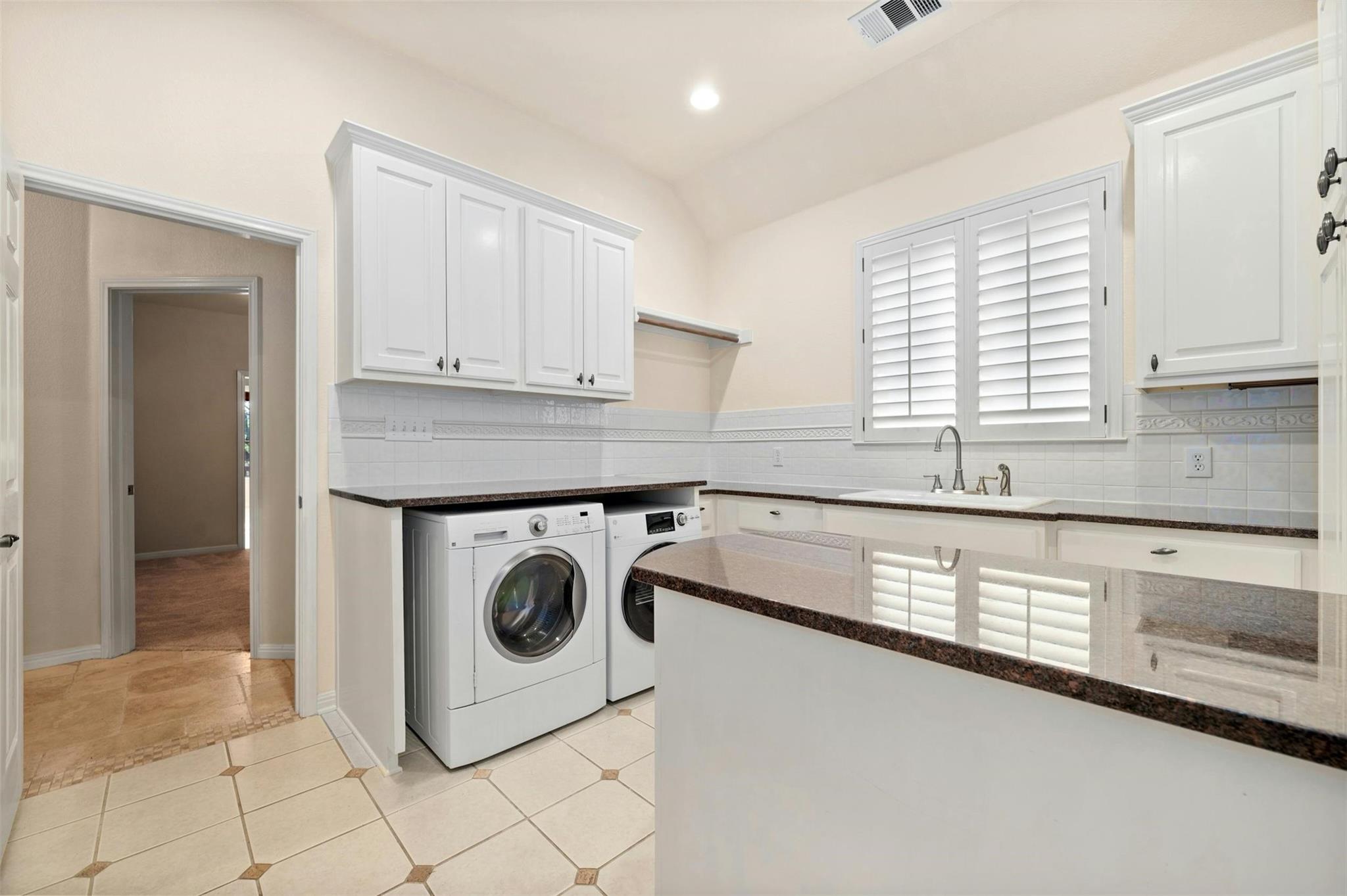 240 Bolton Dr, Austin, TX 78737