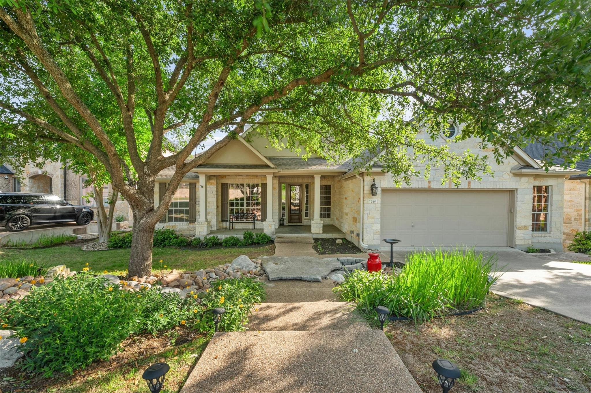 240 Bolton Dr, Austin, TX 78737
