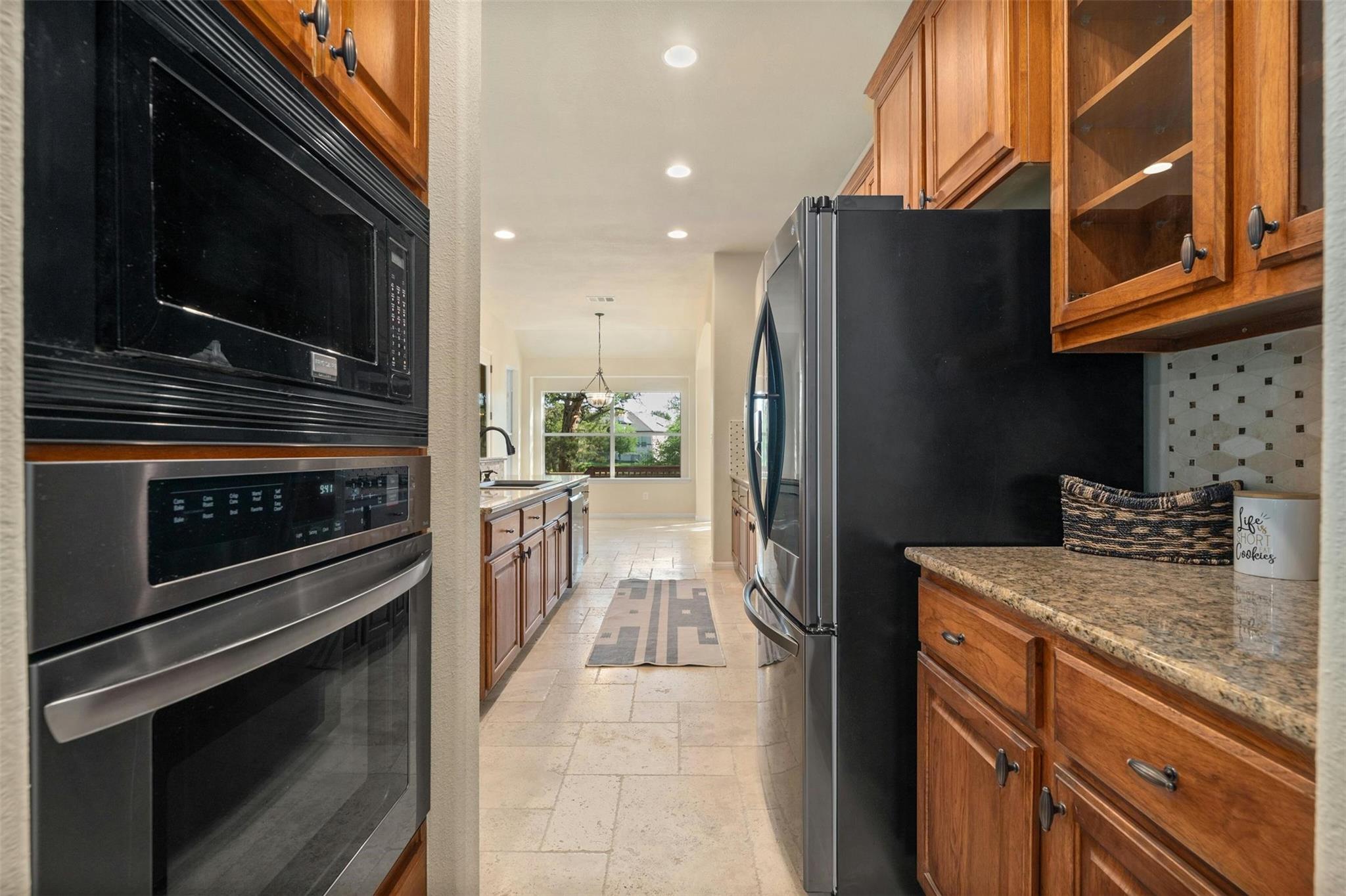 240 Bolton Dr, Austin, TX 78737