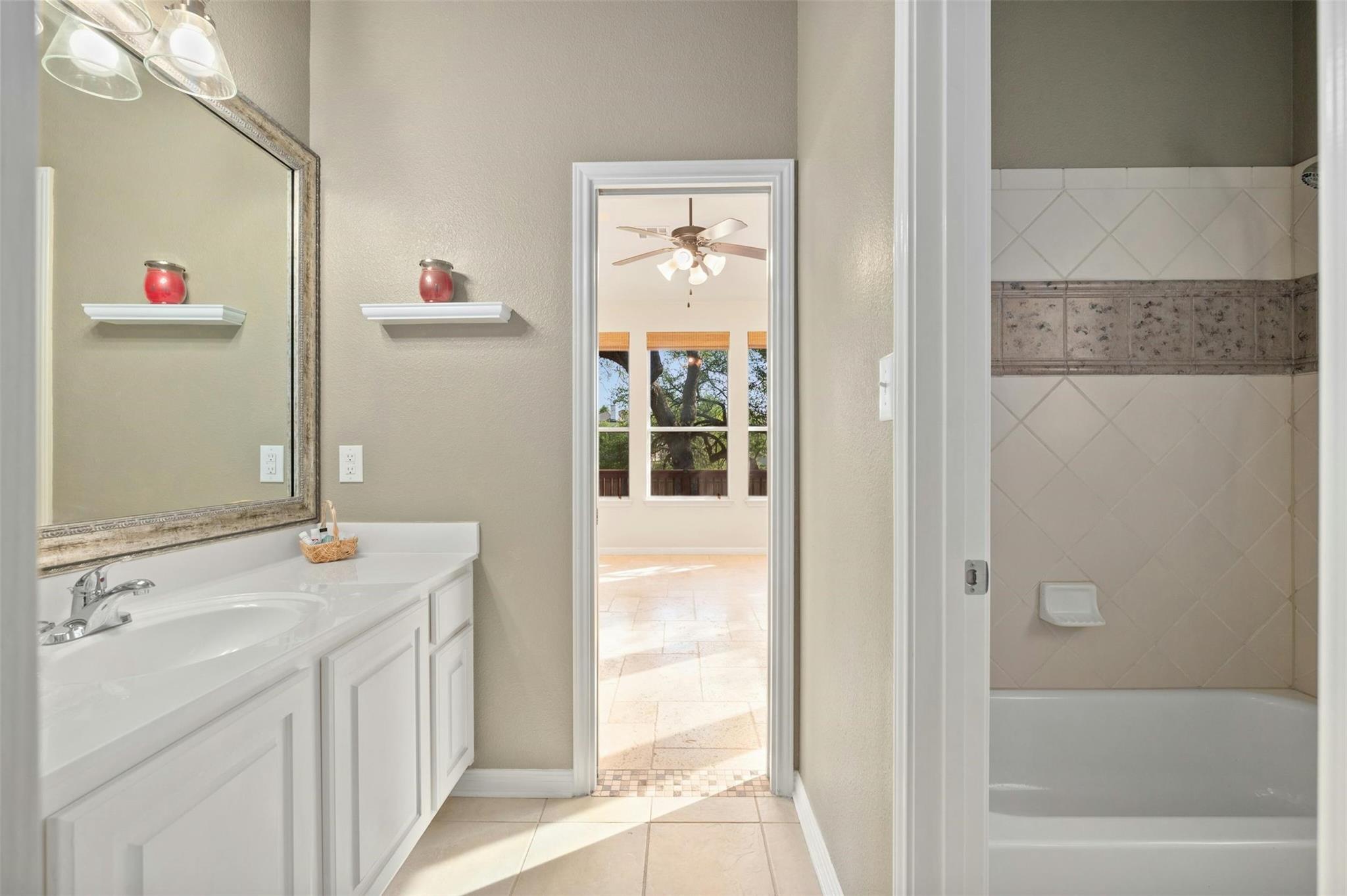 240 Bolton Dr, Austin, TX 78737