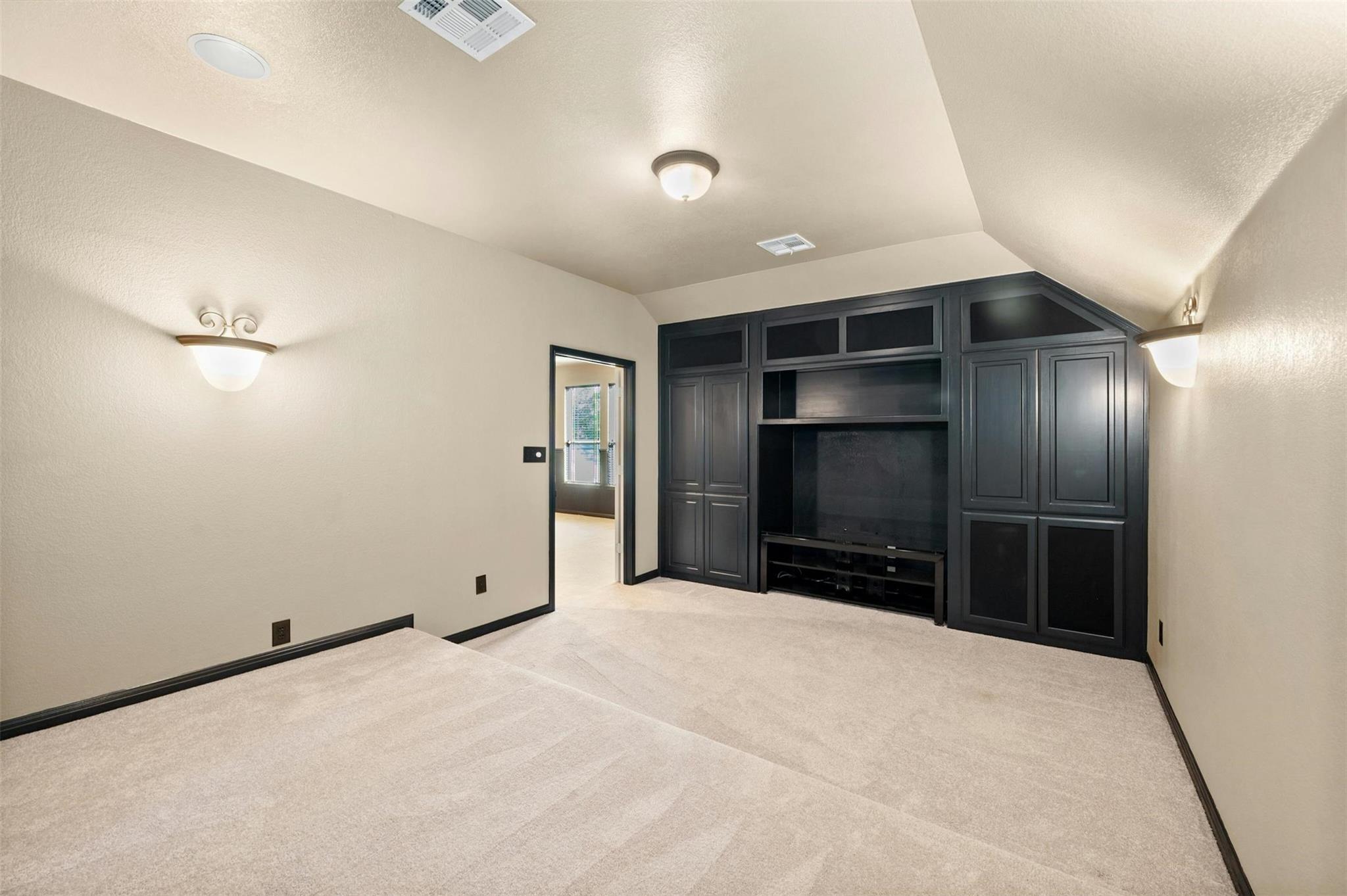 240 Bolton Dr, Austin, TX 78737