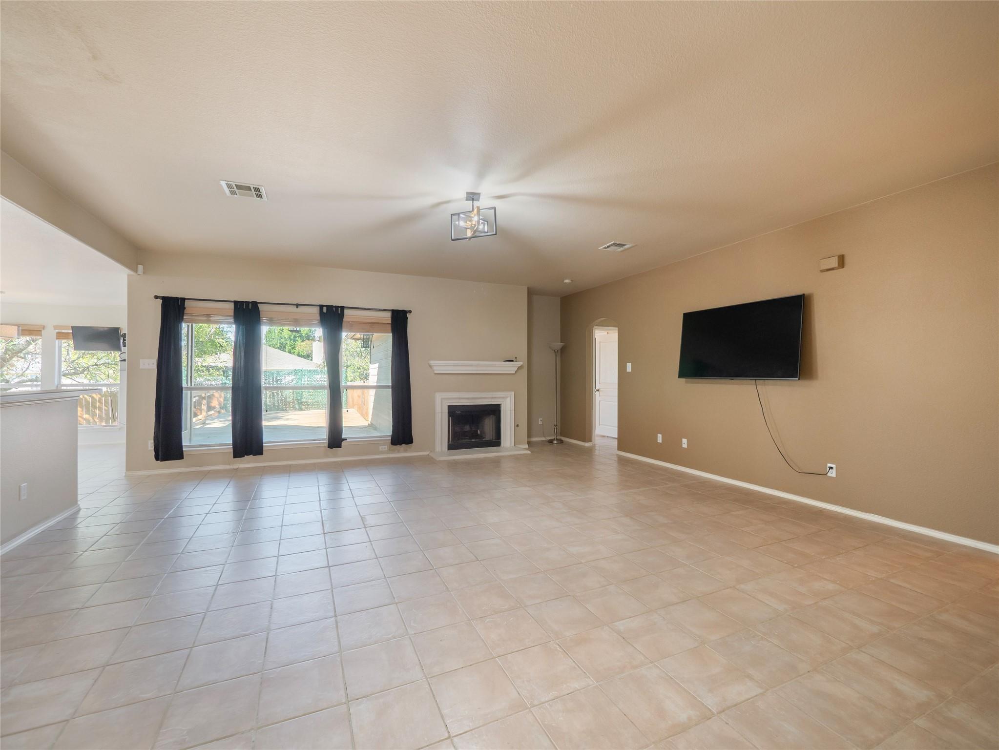 100 Antietam Trl, Elgin, TX 78621