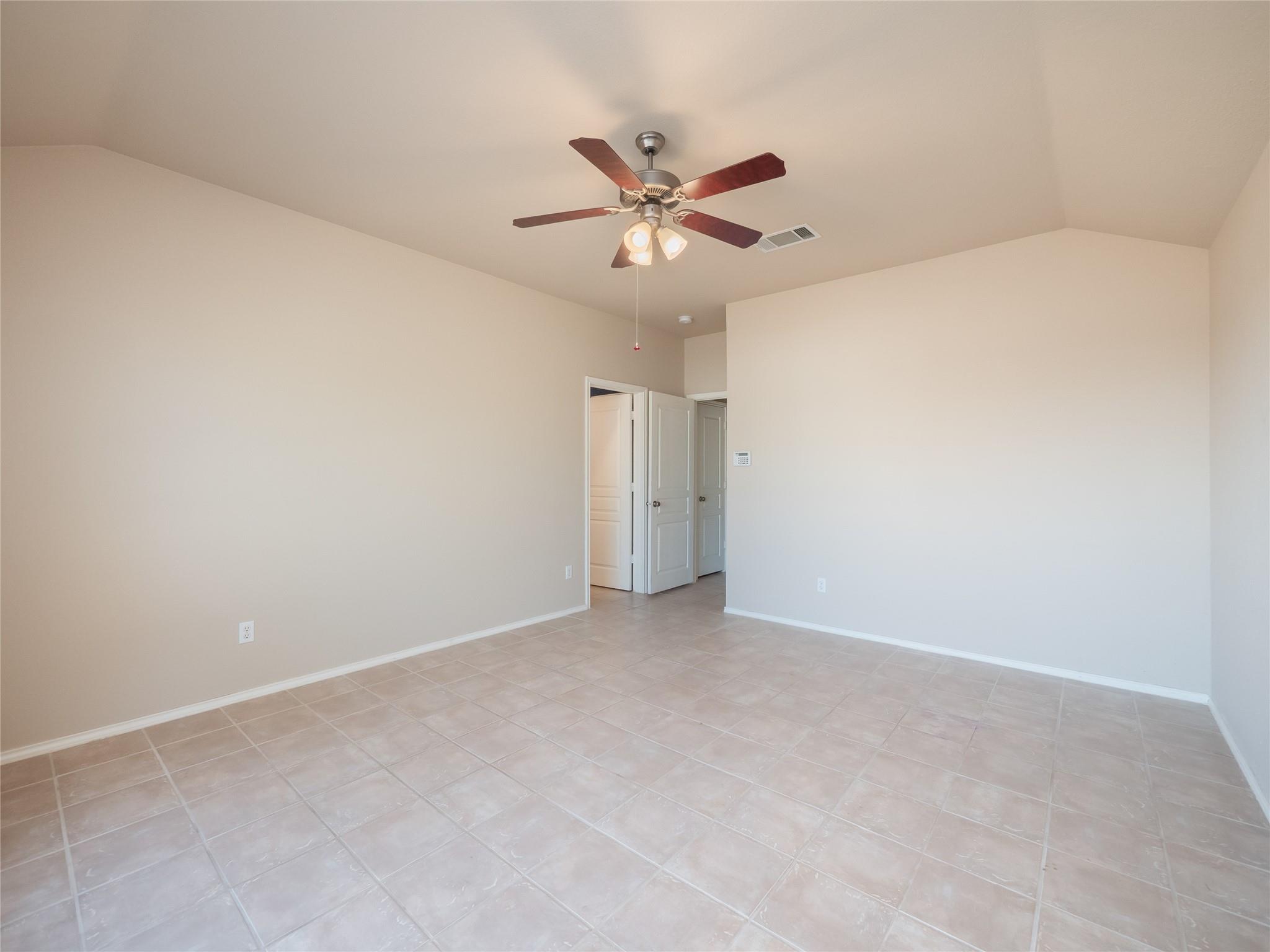 100 Antietam Trl, Elgin, TX 78621