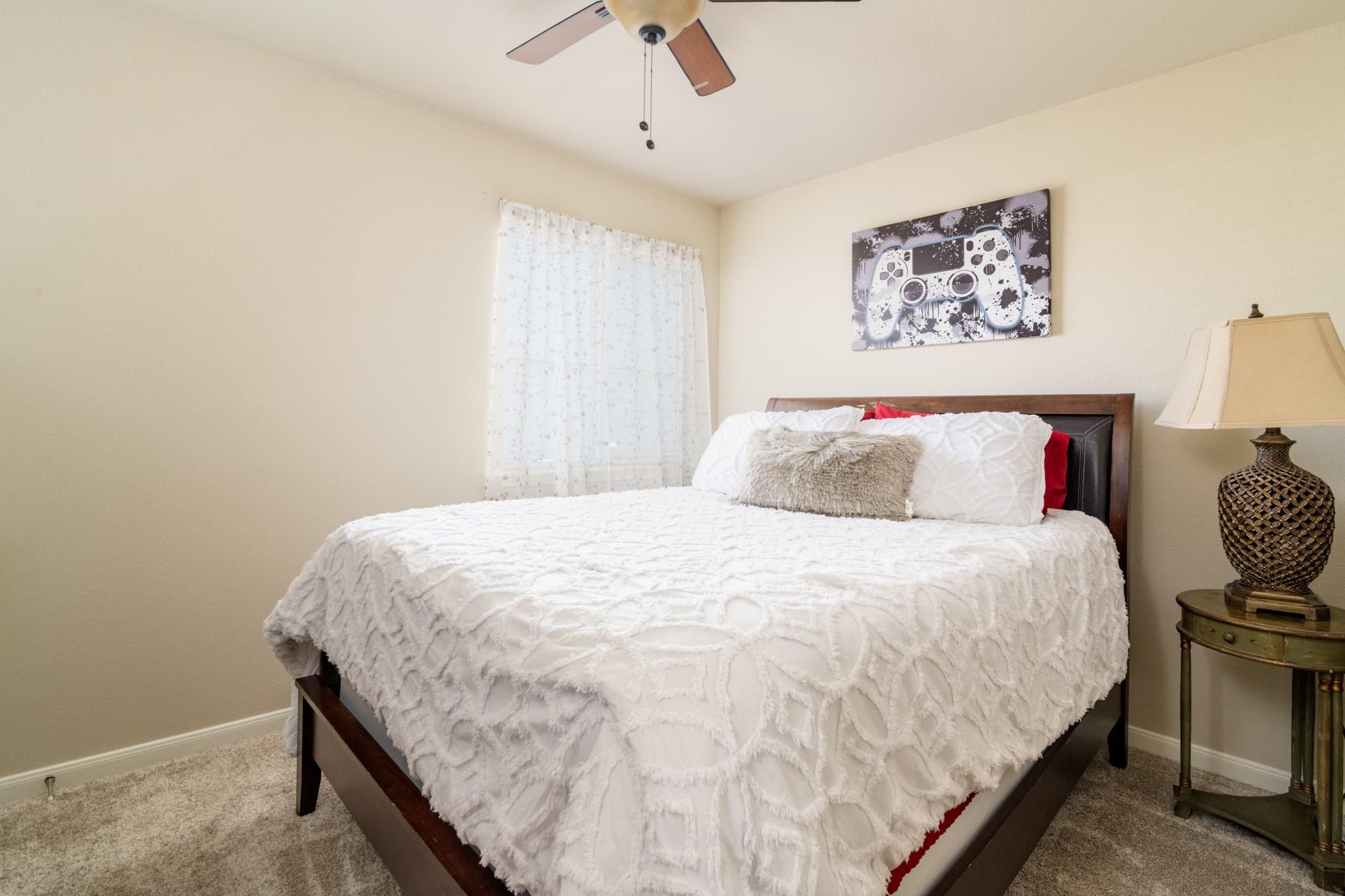 125 Voyager Cv, Kyle, TX 78640