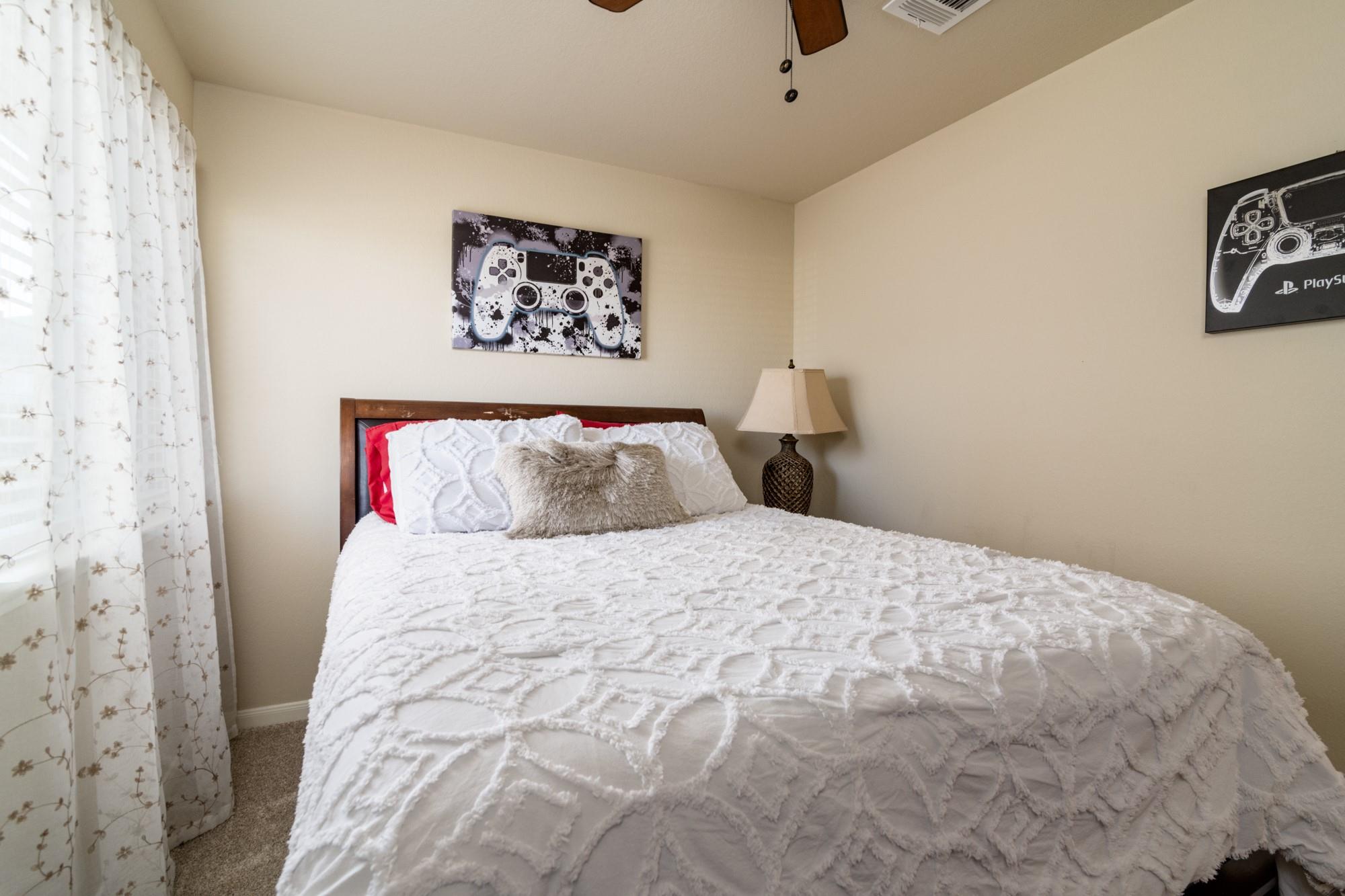 125 Voyager Cv, Kyle, TX 78640