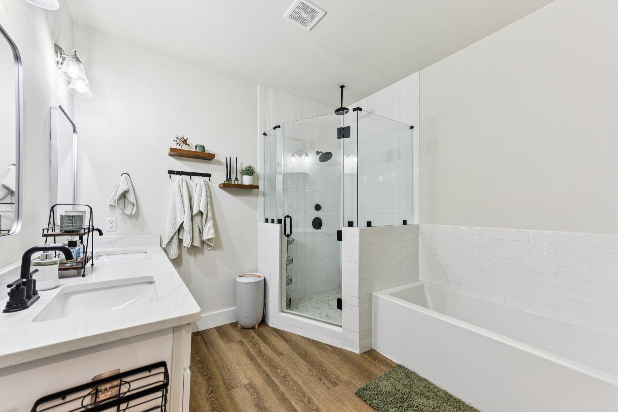 126 Helemano Dr, Bastrop, TX 78602