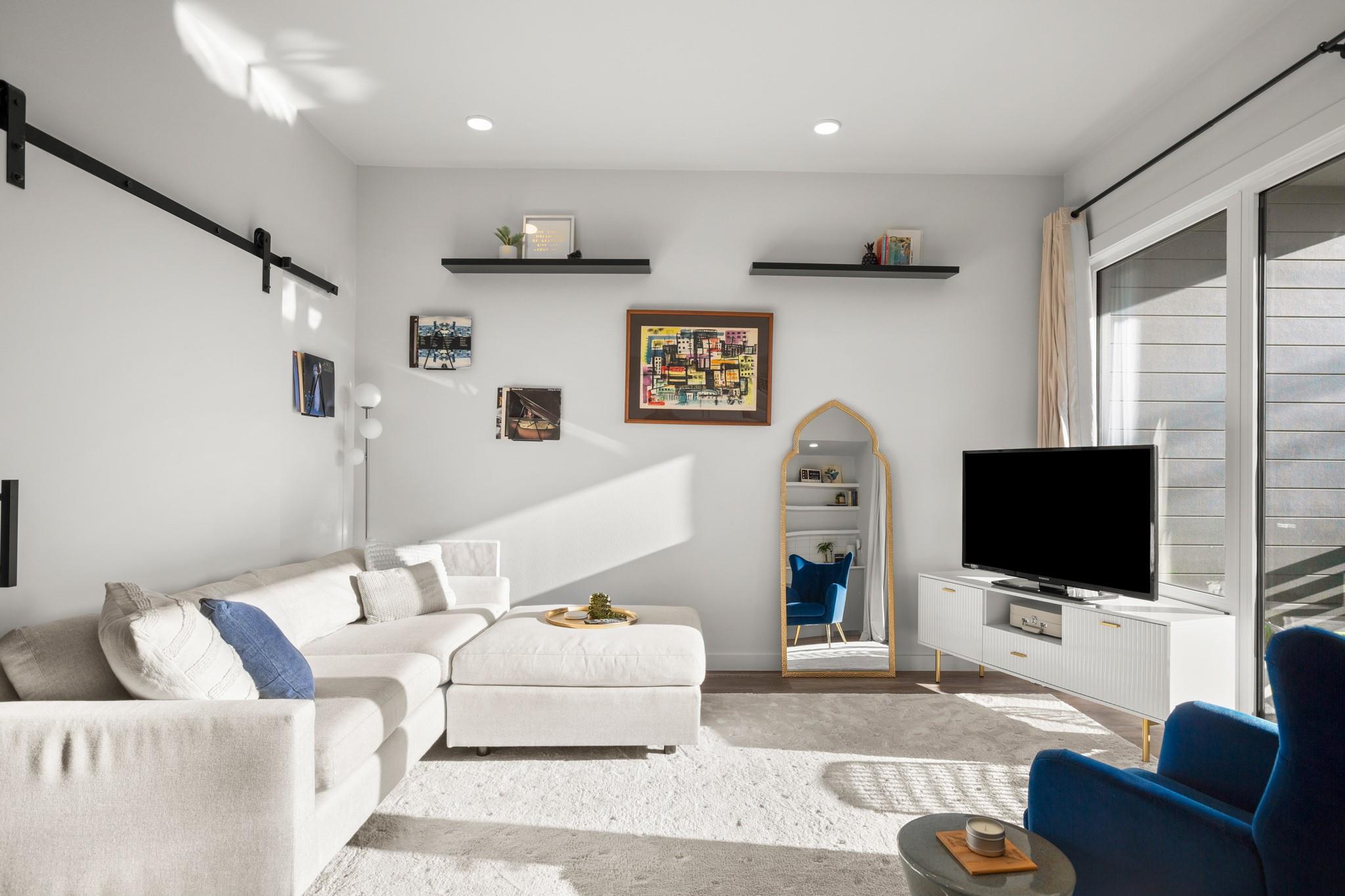 4004 Banister Ln # 202, Austin, TX 78704