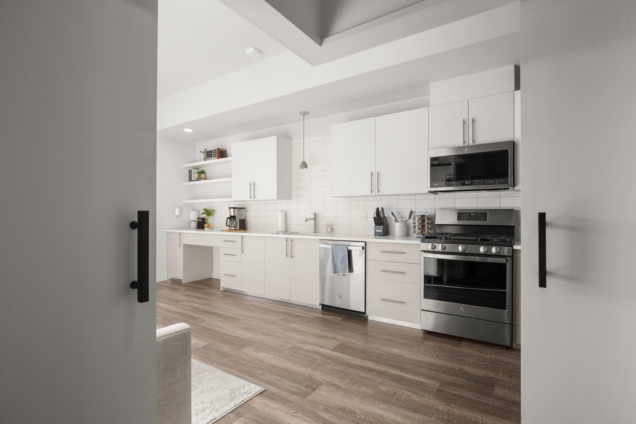 4004 Banister Ln # 202, Austin, TX 78704