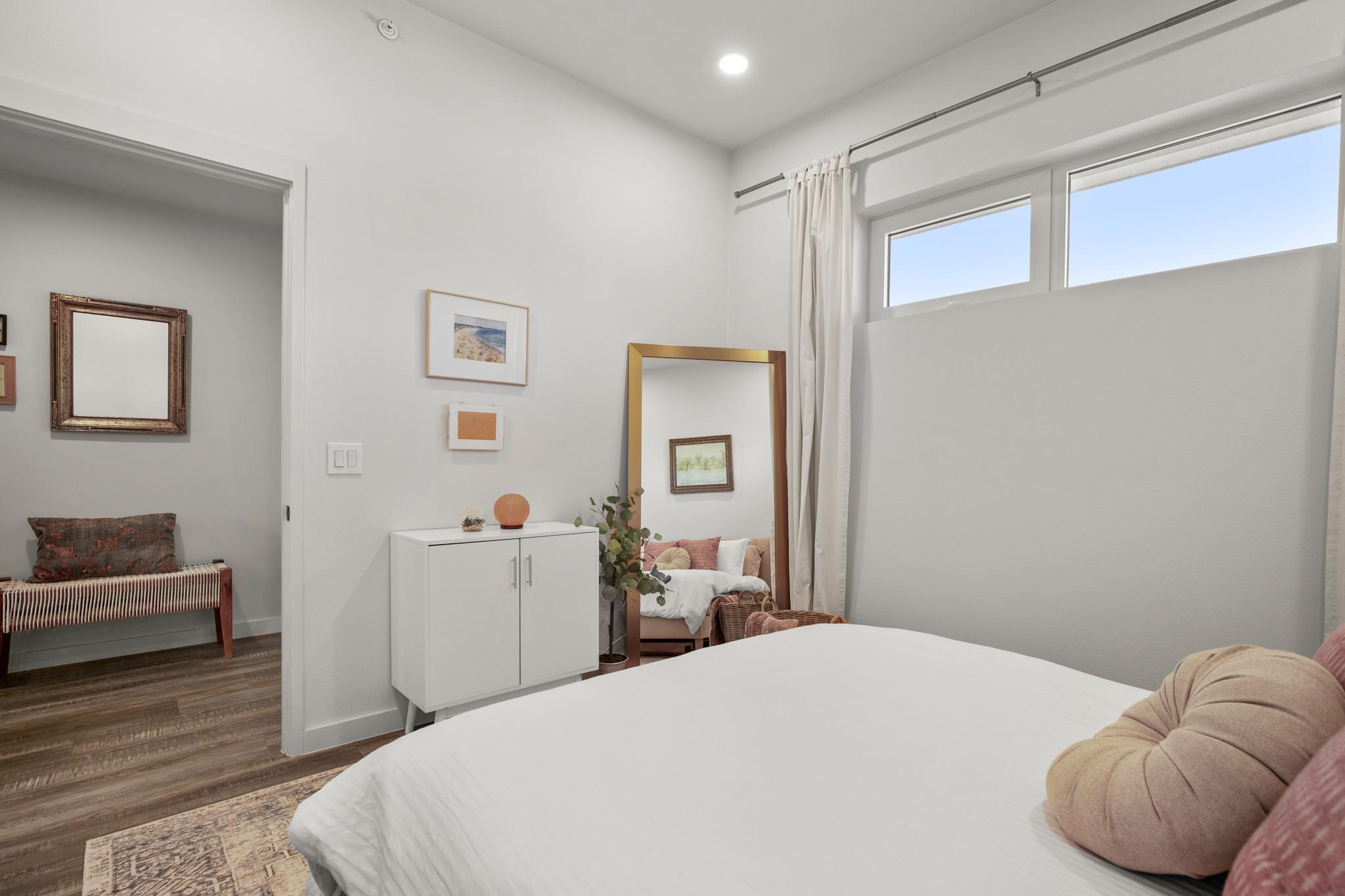 4004 Banister Ln # 202, Austin, TX 78704