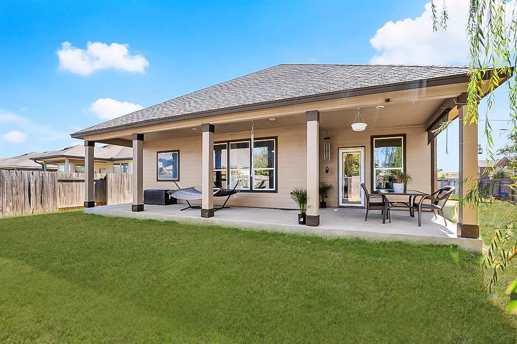 101 Kavanaugh St, Georgetown, TX 78628