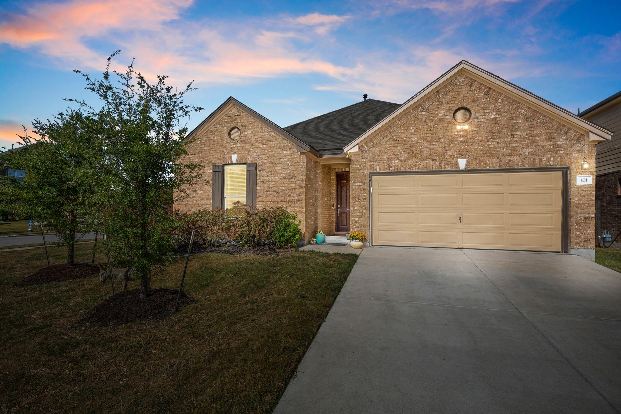 101 Kavanaugh St, Georgetown, TX 78628