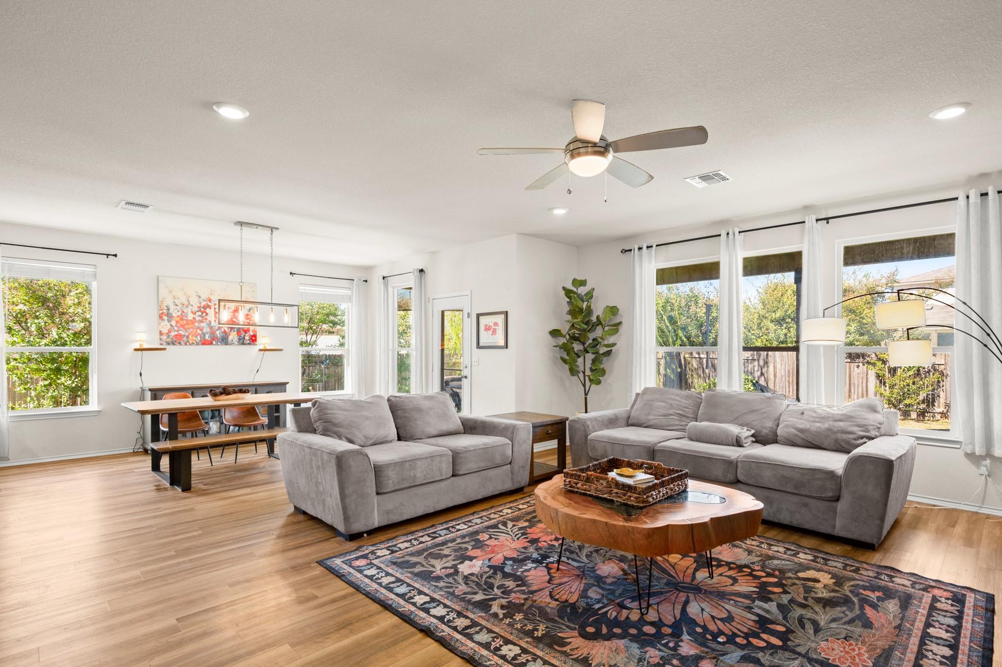 101 Kavanaugh St, Georgetown, TX 78628