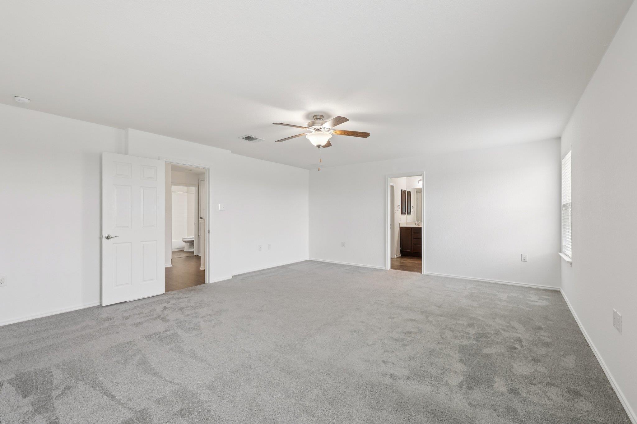 11013 Helms Deep Dr, Austin, TX 78754