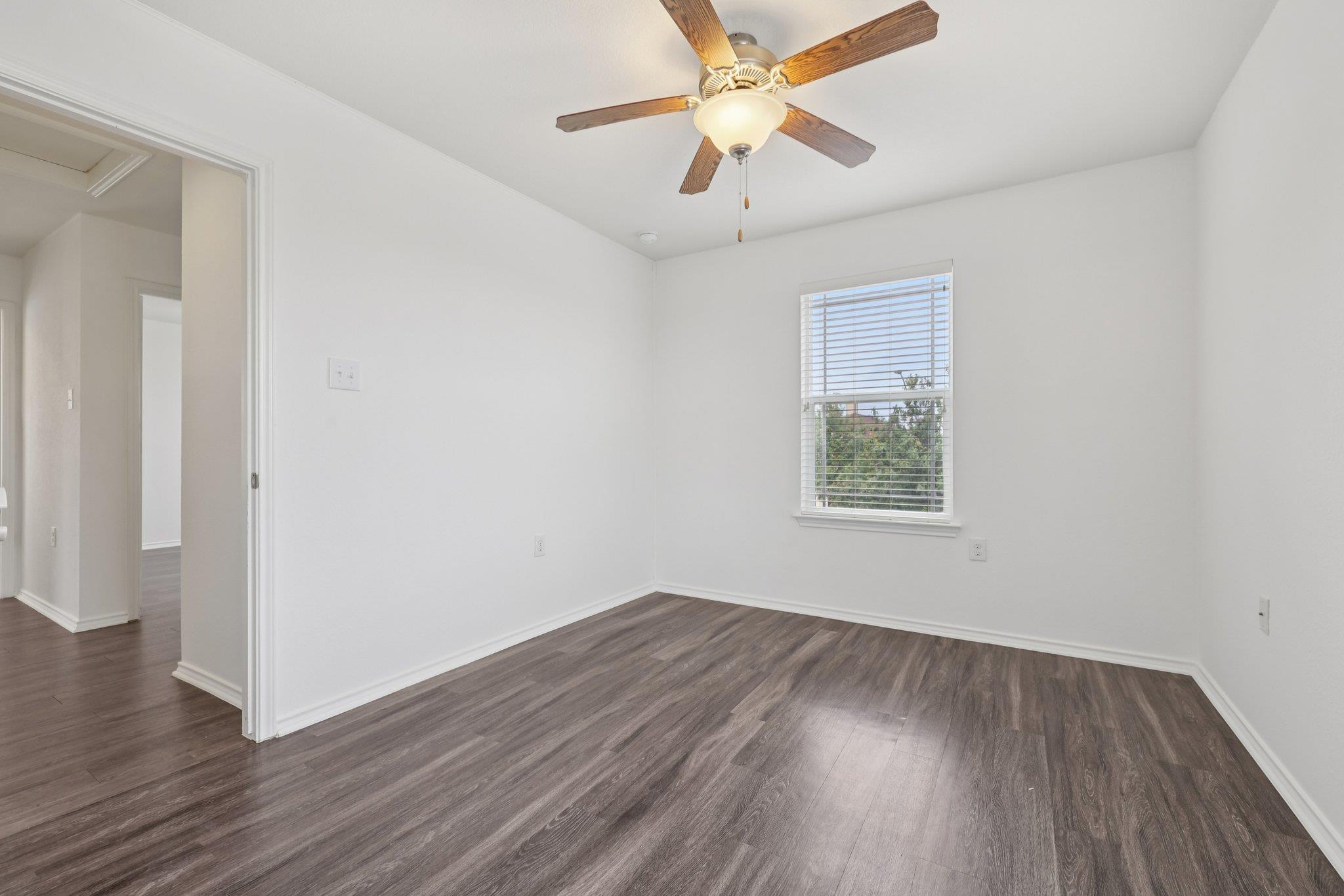 11013 Helms Deep Dr, Austin, TX 78754