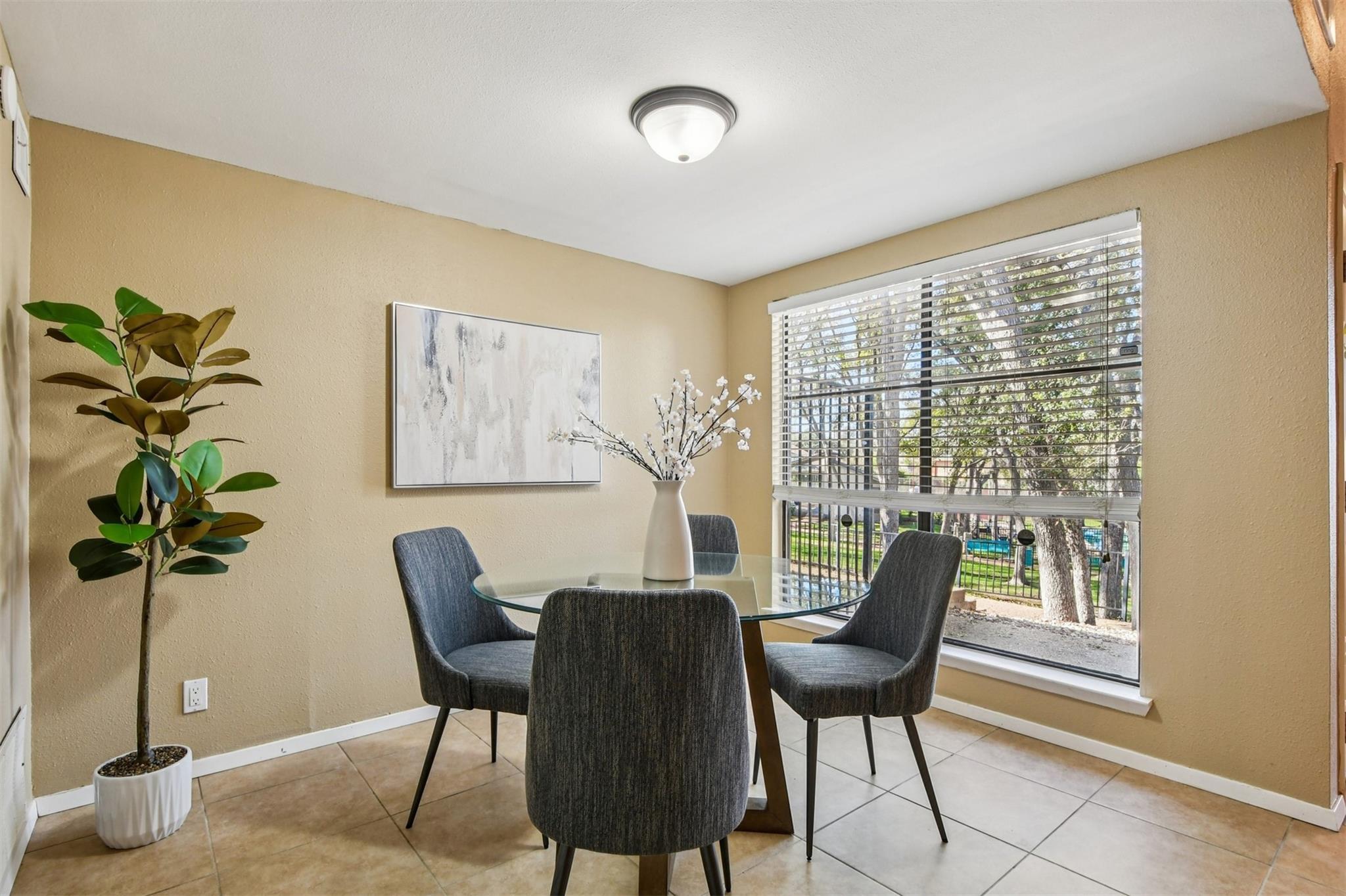 1706 Timber Ridge Dr, Austin, TX 78741