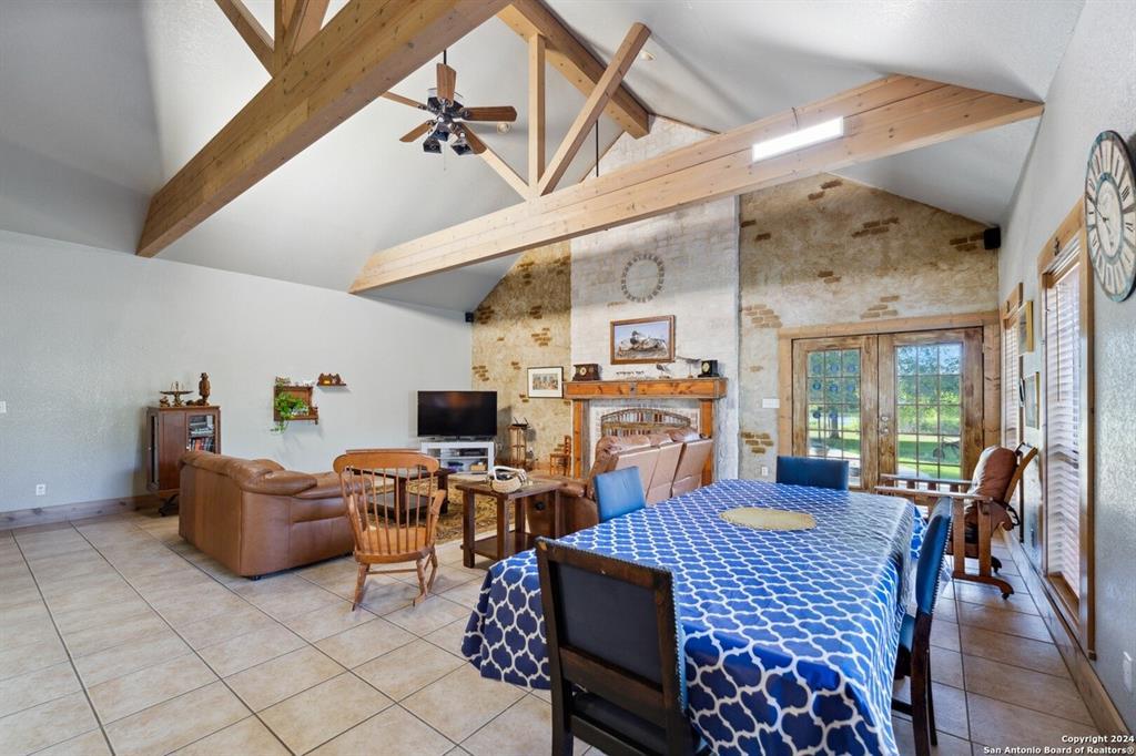 6170 County Road 332, Jourdanton, TX 78026