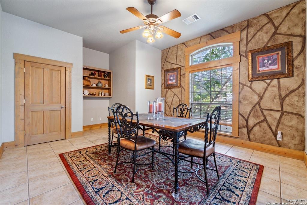 6170 County Road 332, Jourdanton, TX 78026