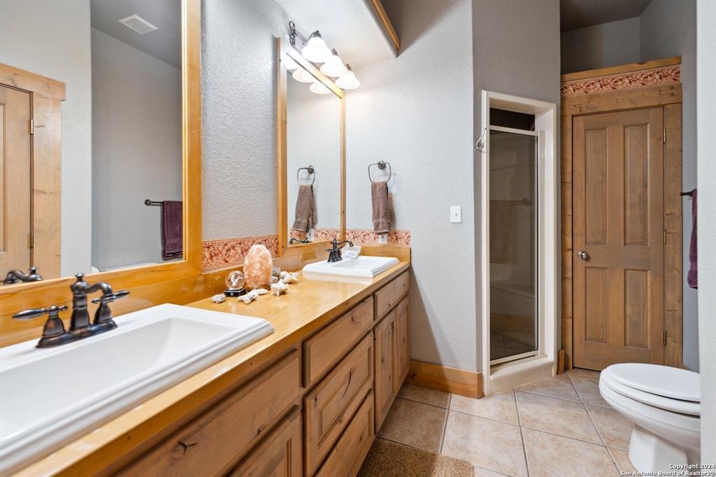 6170 County Road 332, Jourdanton, TX 78026