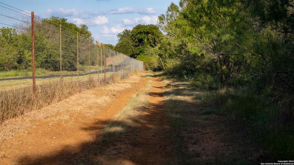 6170 County Road 332, Jourdanton, TX 78026