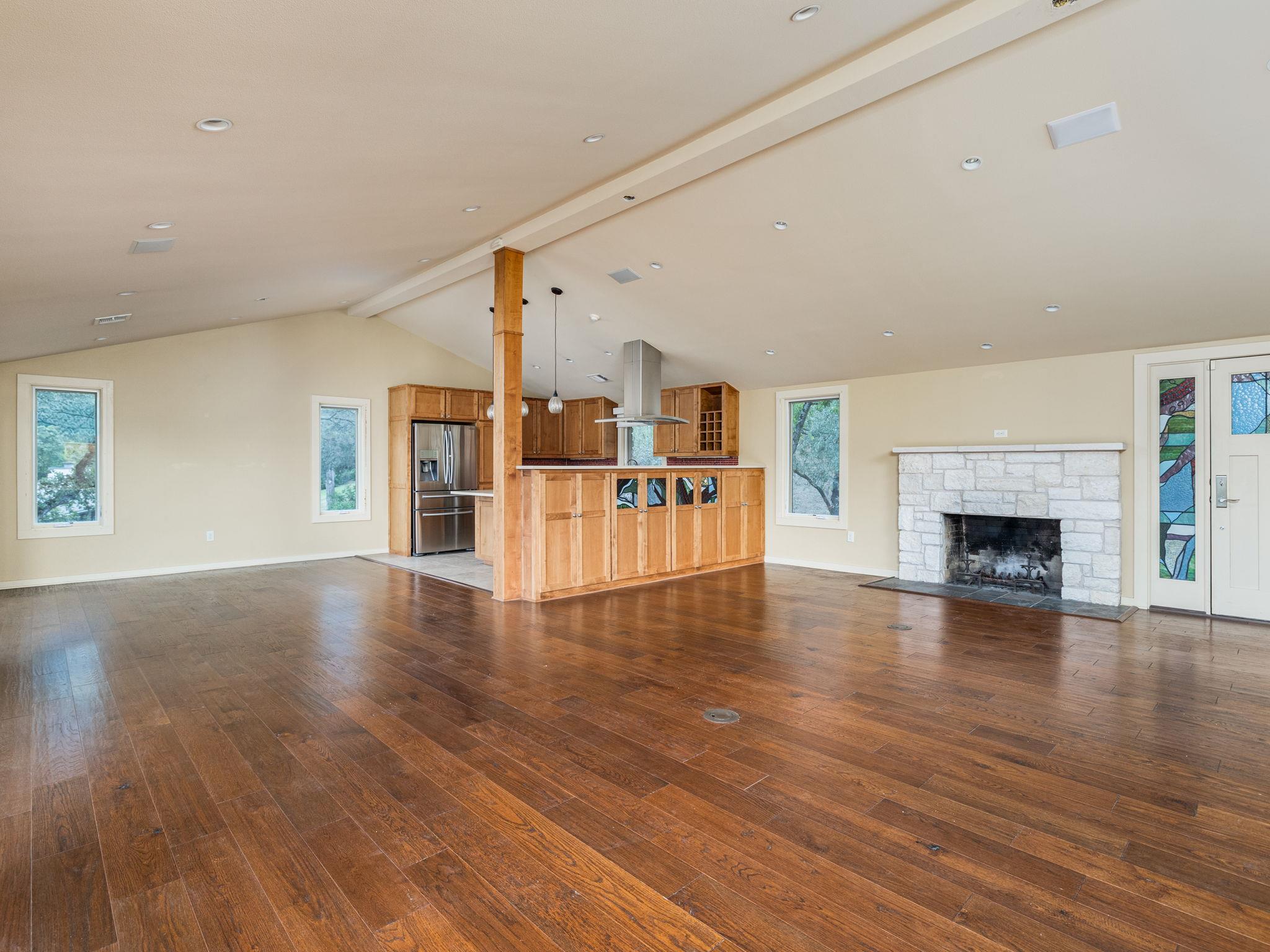 804 Canyon Creek Dr, West Lake Hills, TX 78746