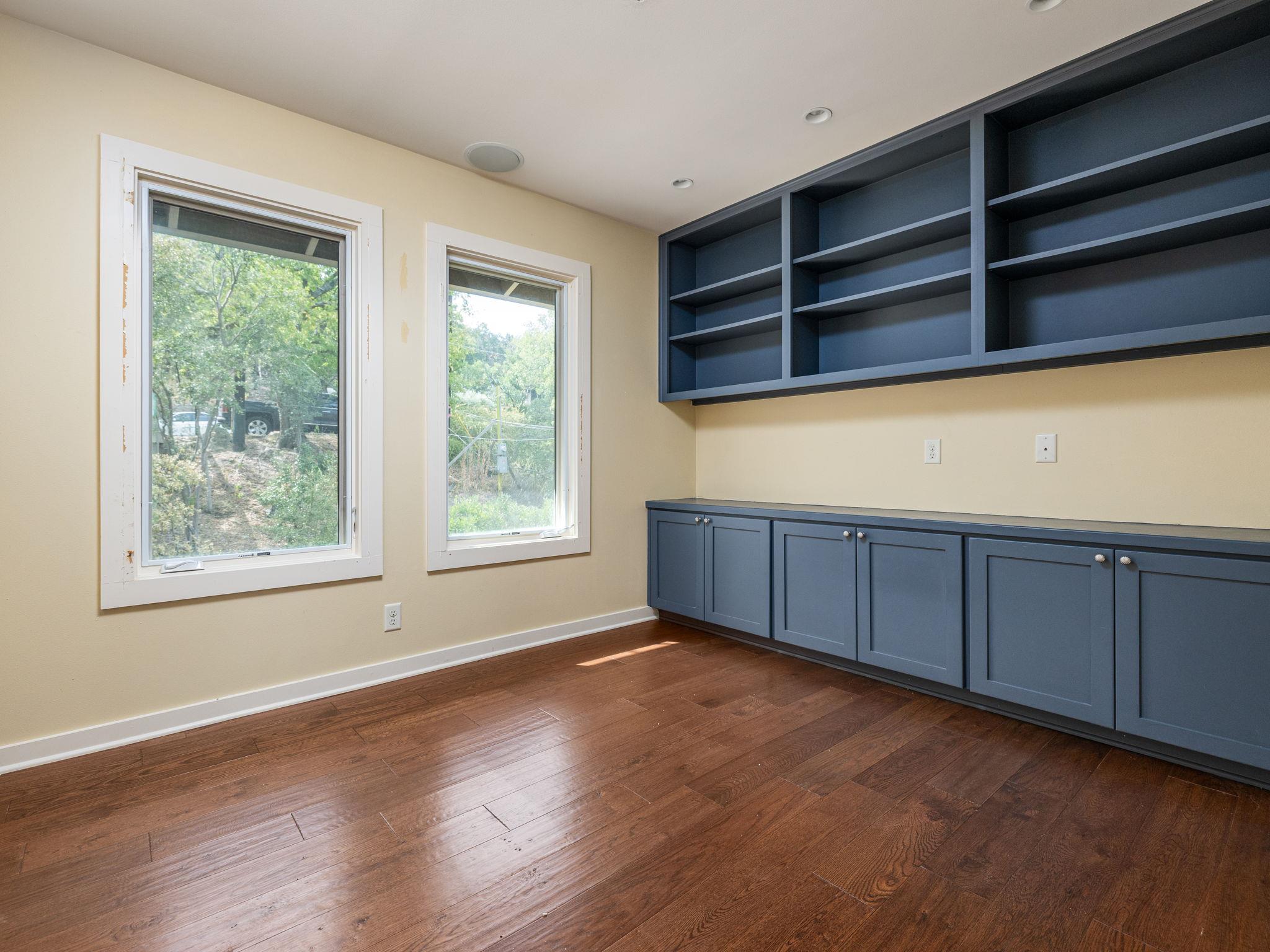 804 Canyon Creek Dr, West Lake Hills, TX 78746