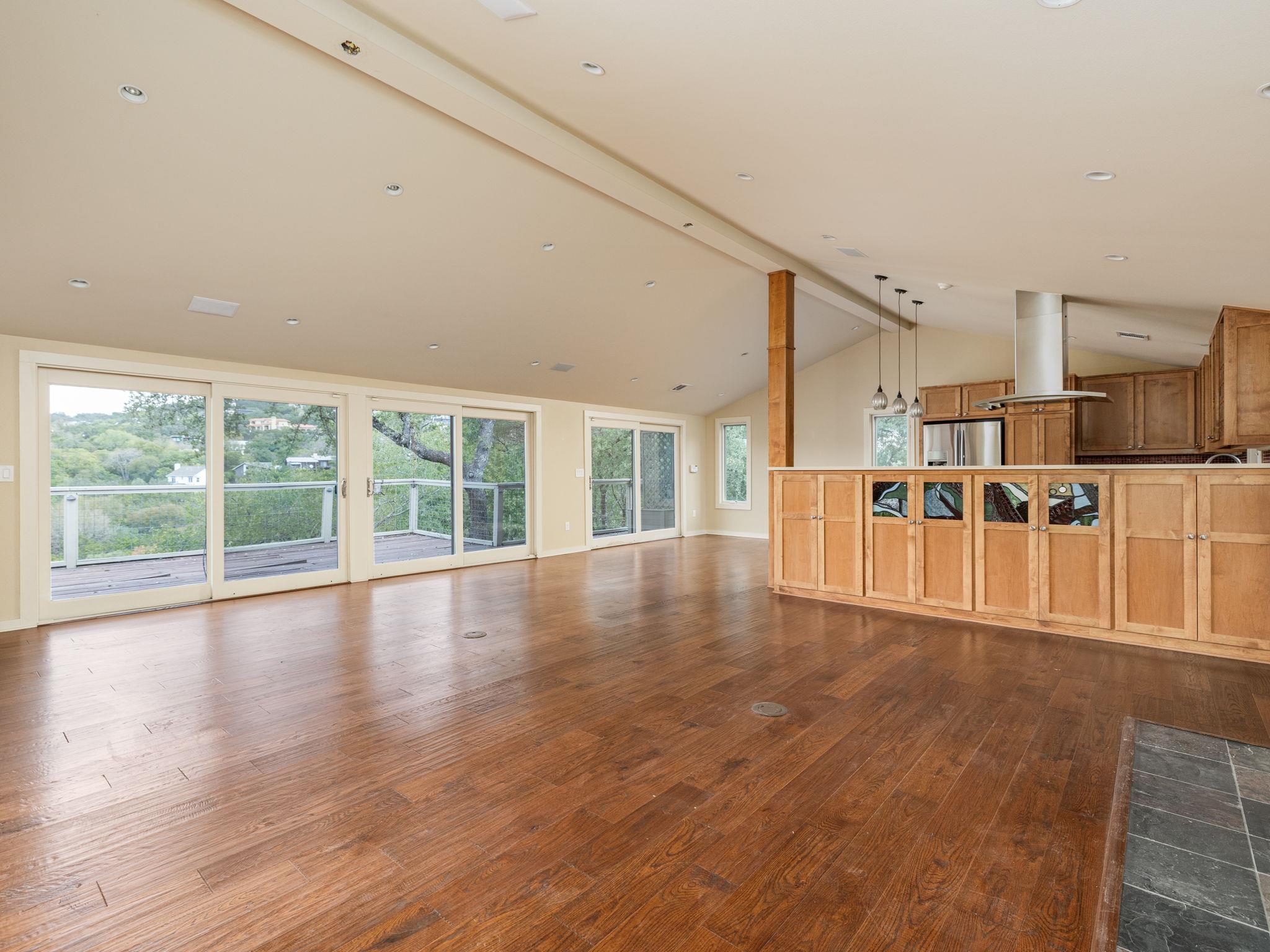 804 Canyon Creek Dr, West Lake Hills, TX 78746