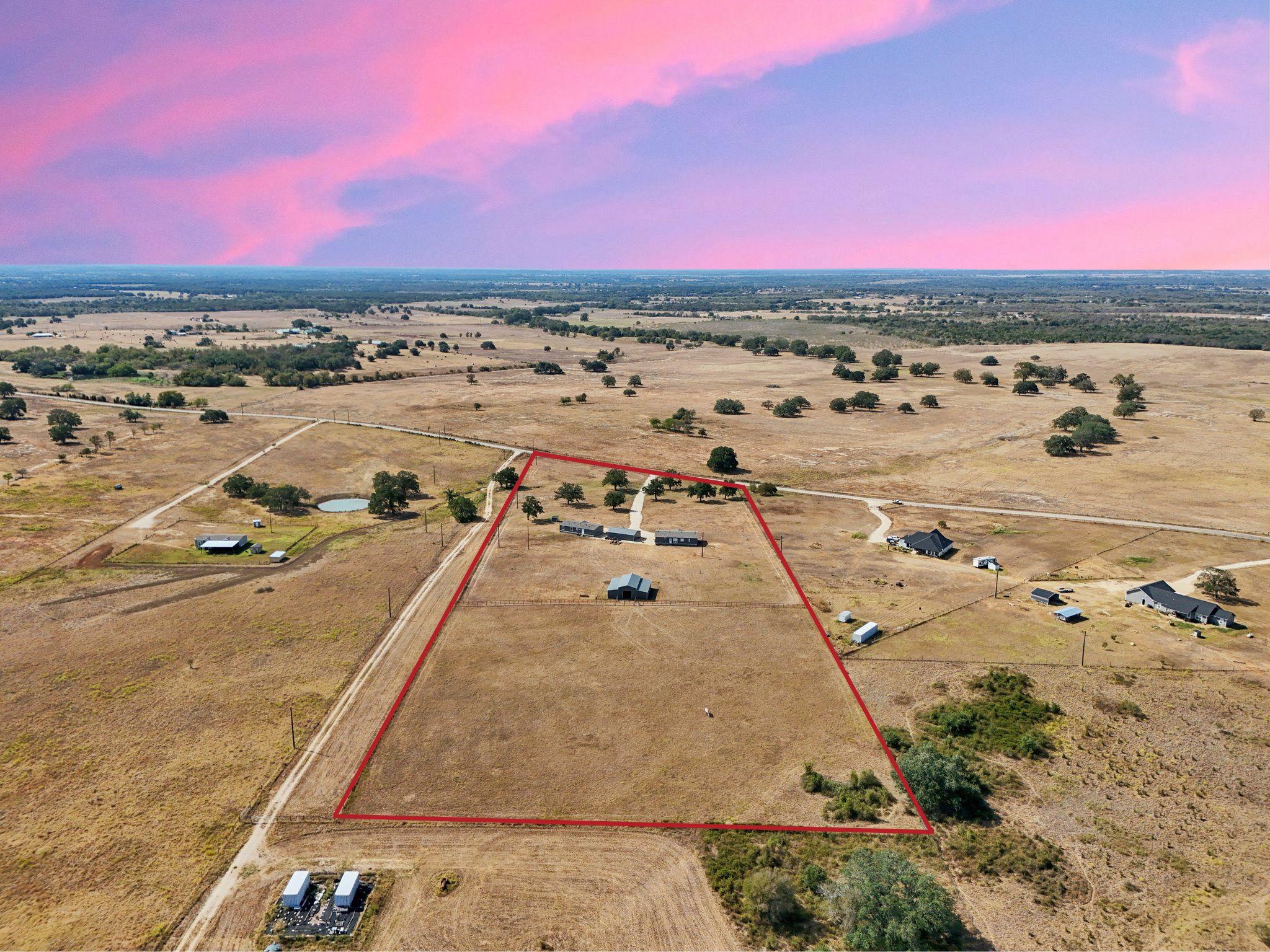 5897 Old Colony Line Rd, Lockhart, TX 78644