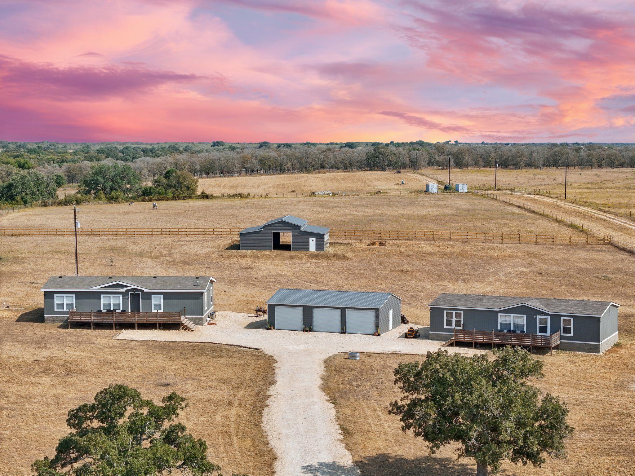 5897 Old Colony Line Rd, Lockhart, TX 78644