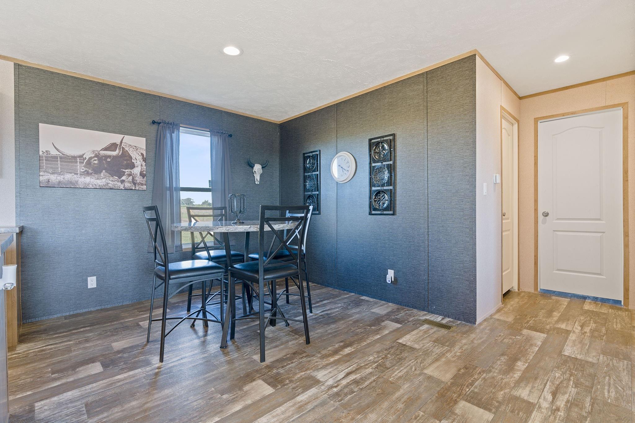 5897 Old Colony Line Rd, Lockhart, TX 78644