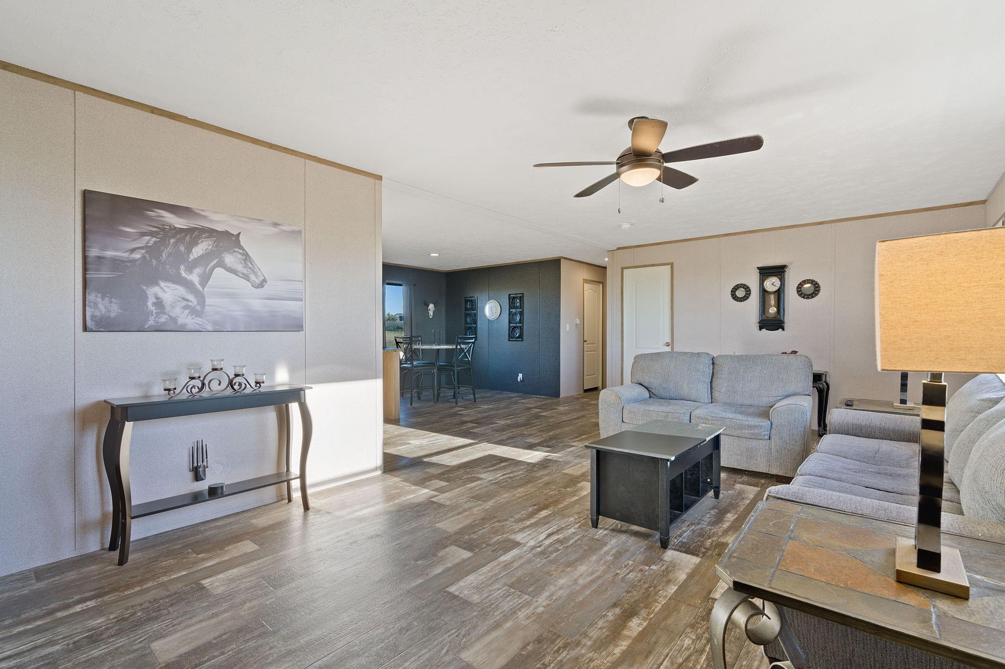 5897 Old Colony Line Rd, Lockhart, TX 78644