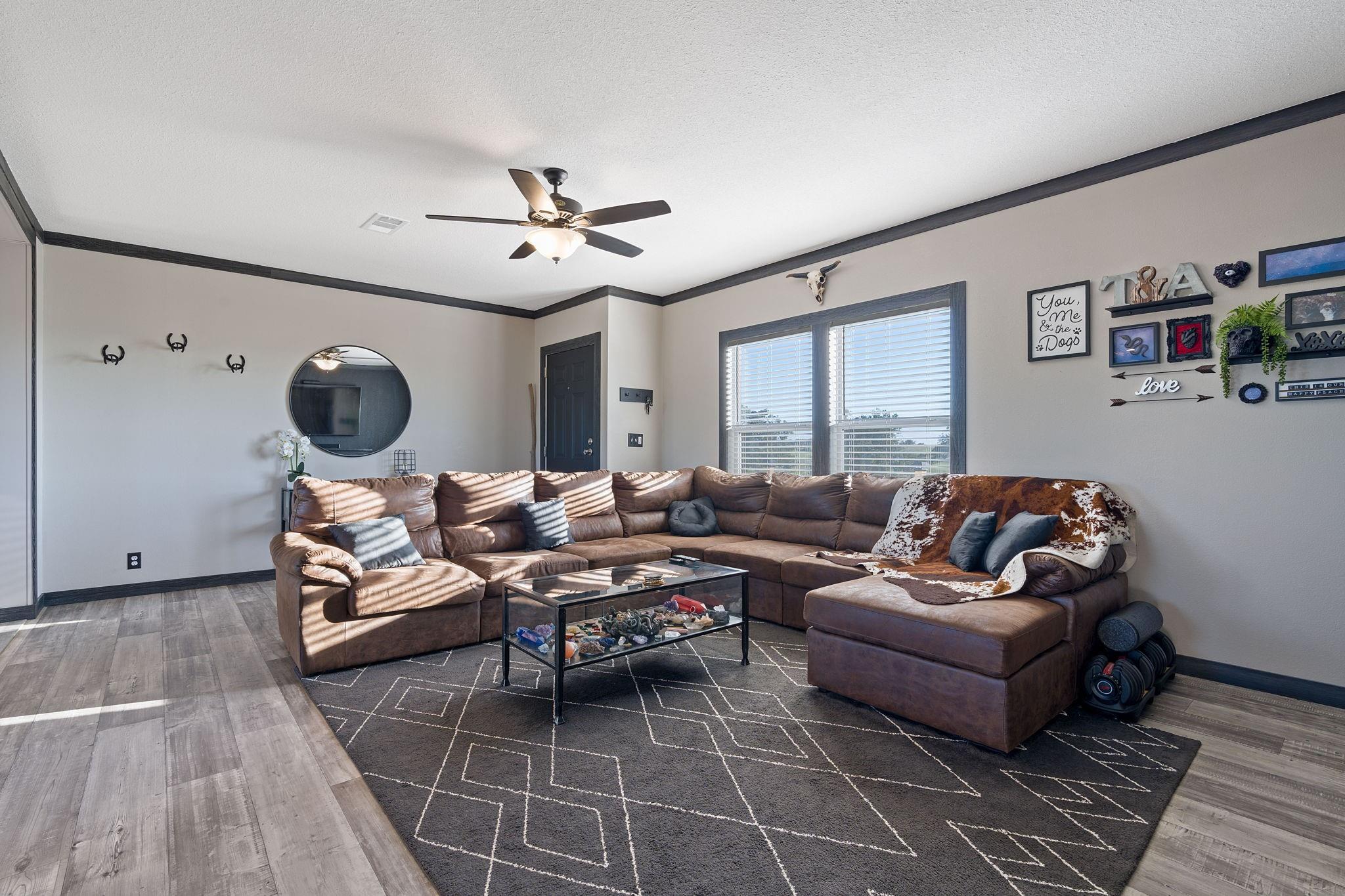 5897 Old Colony Line Rd, Lockhart, TX 78644