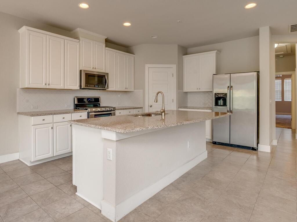 305 Bridgeford Dr, Austin, TX 78745