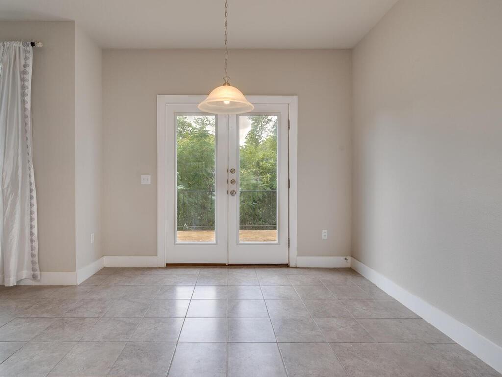 305 Bridgeford Dr, Austin, TX 78745