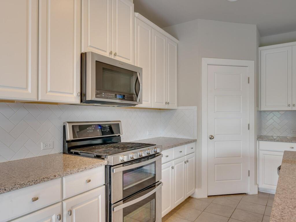 305 Bridgeford Dr, Austin, TX 78745