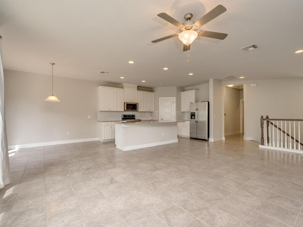 305 Bridgeford Dr, Austin, TX 78745