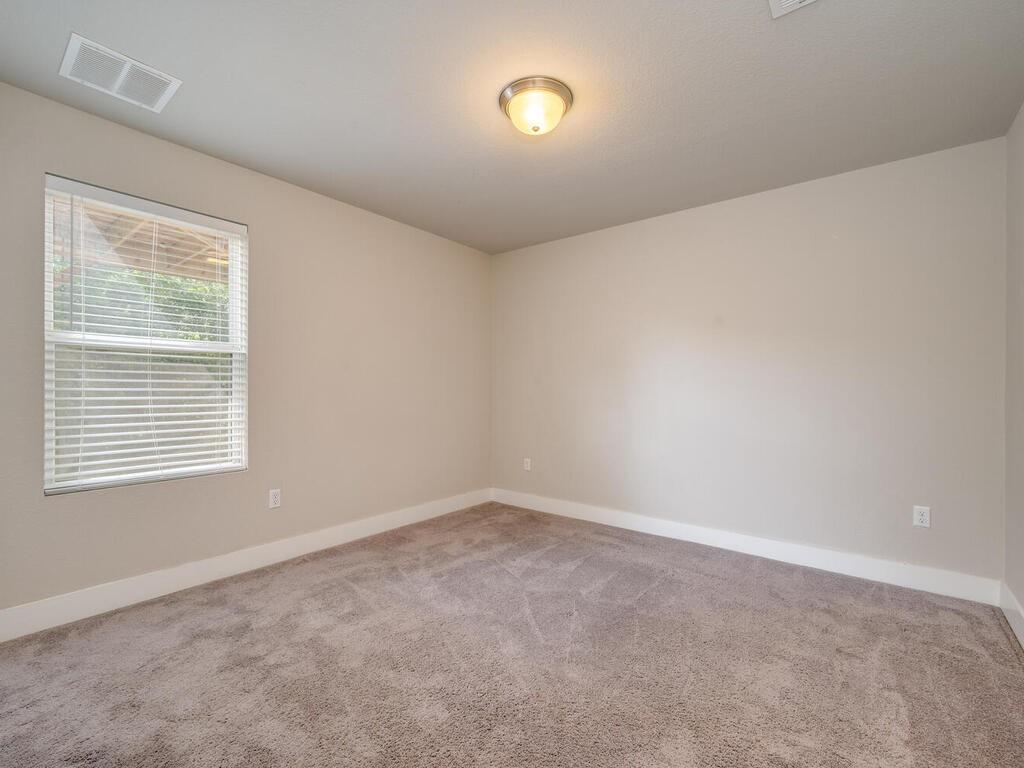 305 Bridgeford Dr, Austin, TX 78745