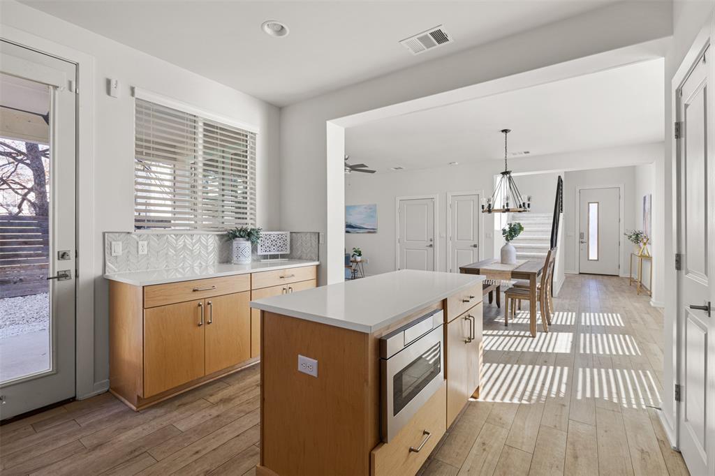 1716 Adina St, Austin, TX 78721